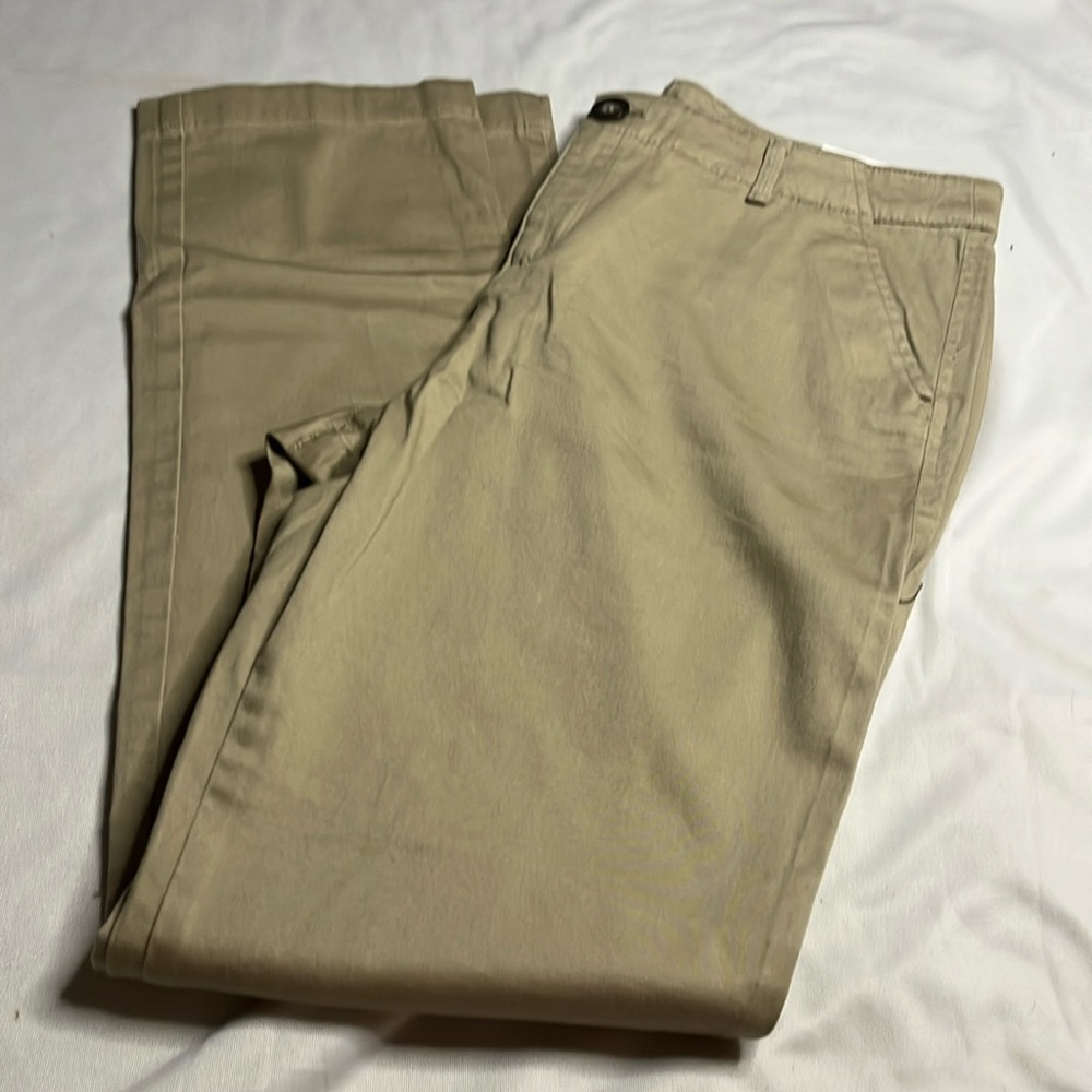 NWT Dockers Khaki Pants